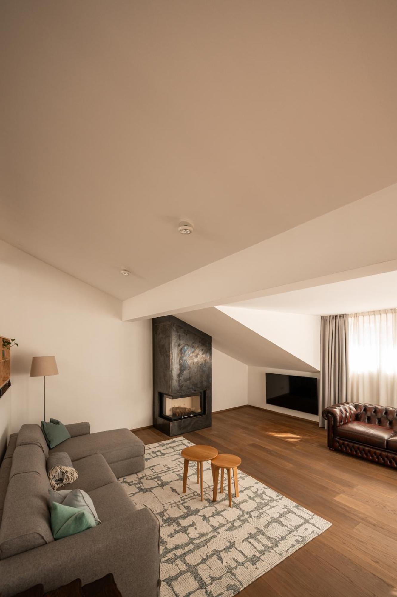 Kuntino Aparthotel 4*